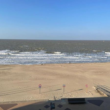 Huswell - Beautiful Spacious Studio With Frontal Sea View Кноке-Хайст Екстериор снимка