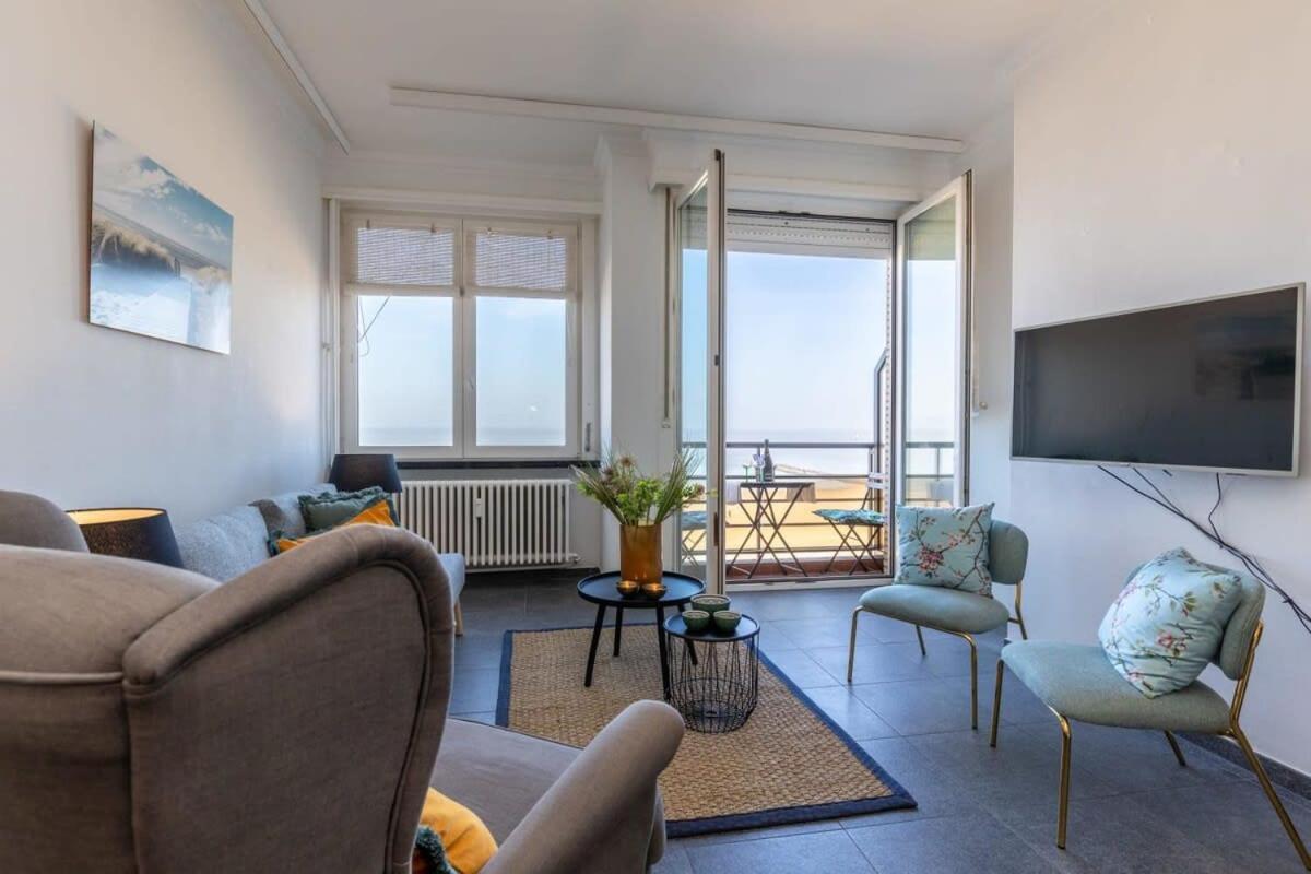 Huswell - Beautiful Spacious Studio With Frontal Sea View Кноке-Хайст Екстериор снимка