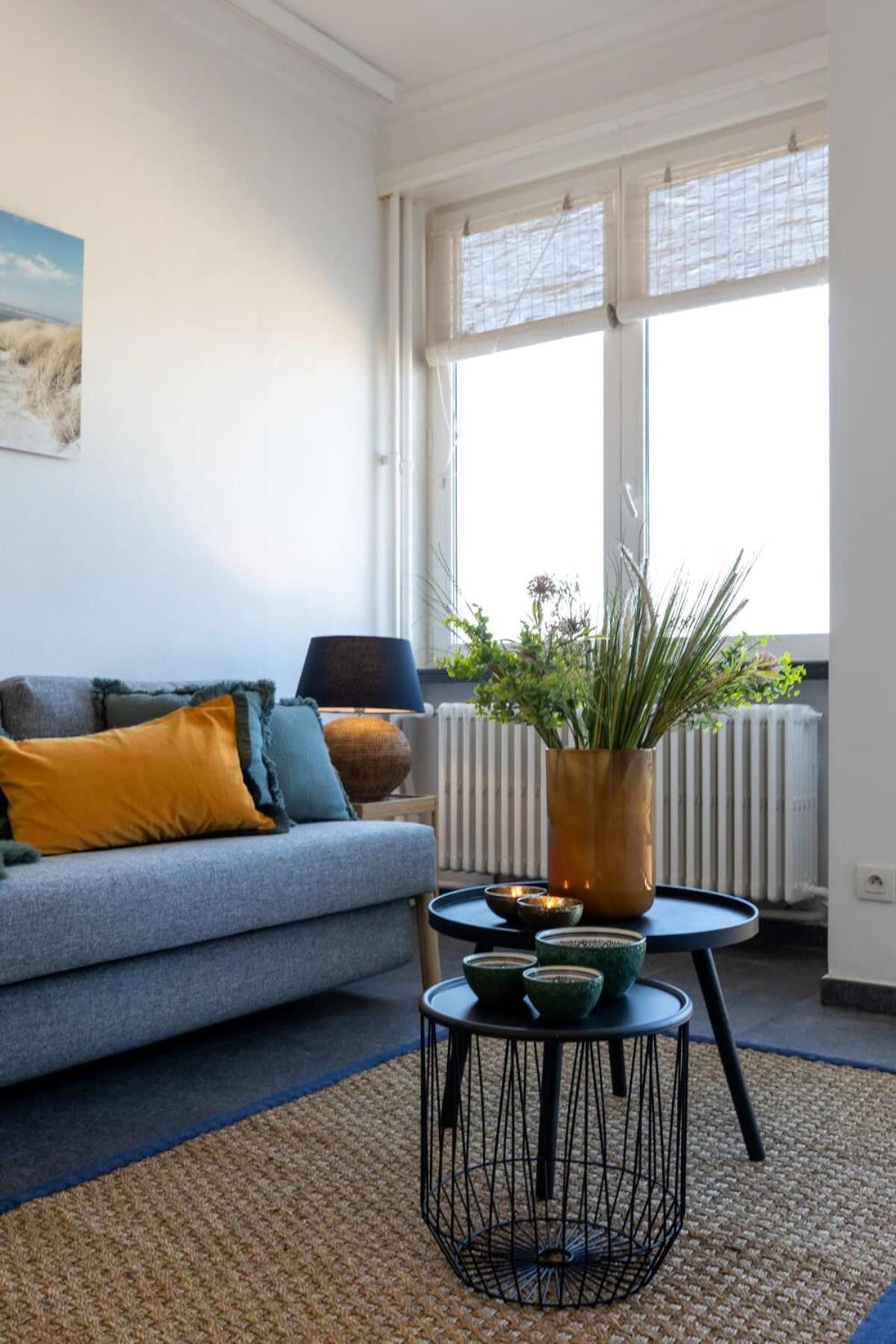 Huswell - Beautiful Spacious Studio With Frontal Sea View Кноке-Хайст Екстериор снимка